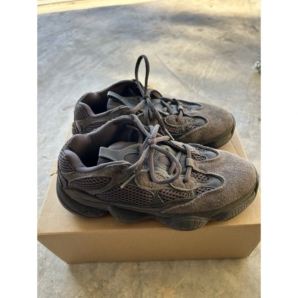 Used Size‎ 5 - adidas Yeezy 500 Low Utility Black